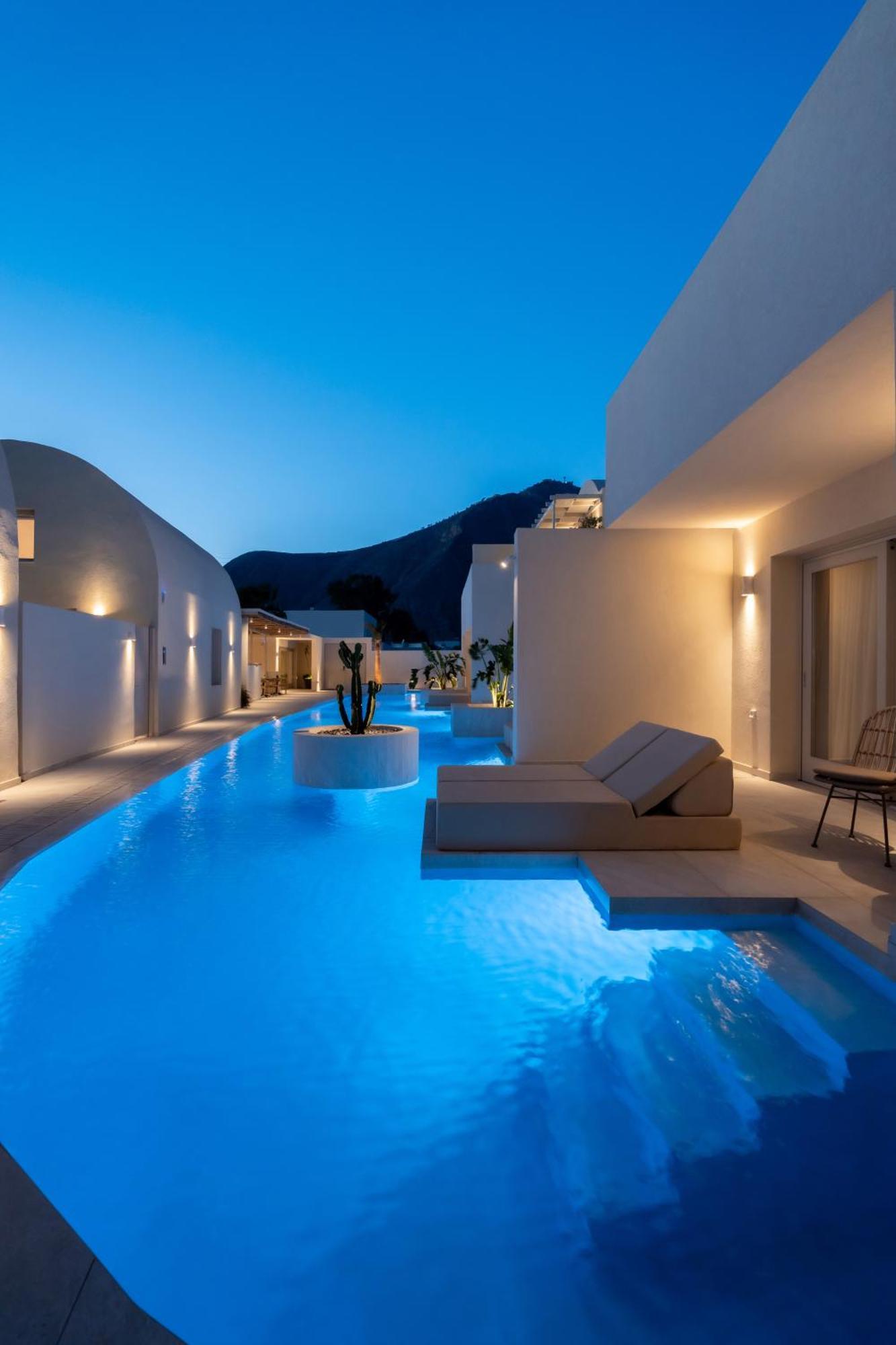 Heyday Luxury Suites Perissa  Exterior foto